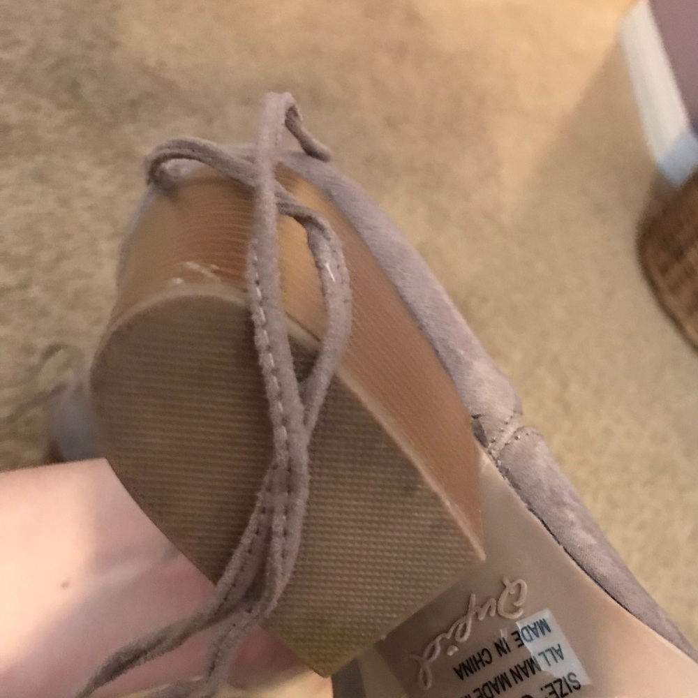 open toe booties - Picture 3 of 3